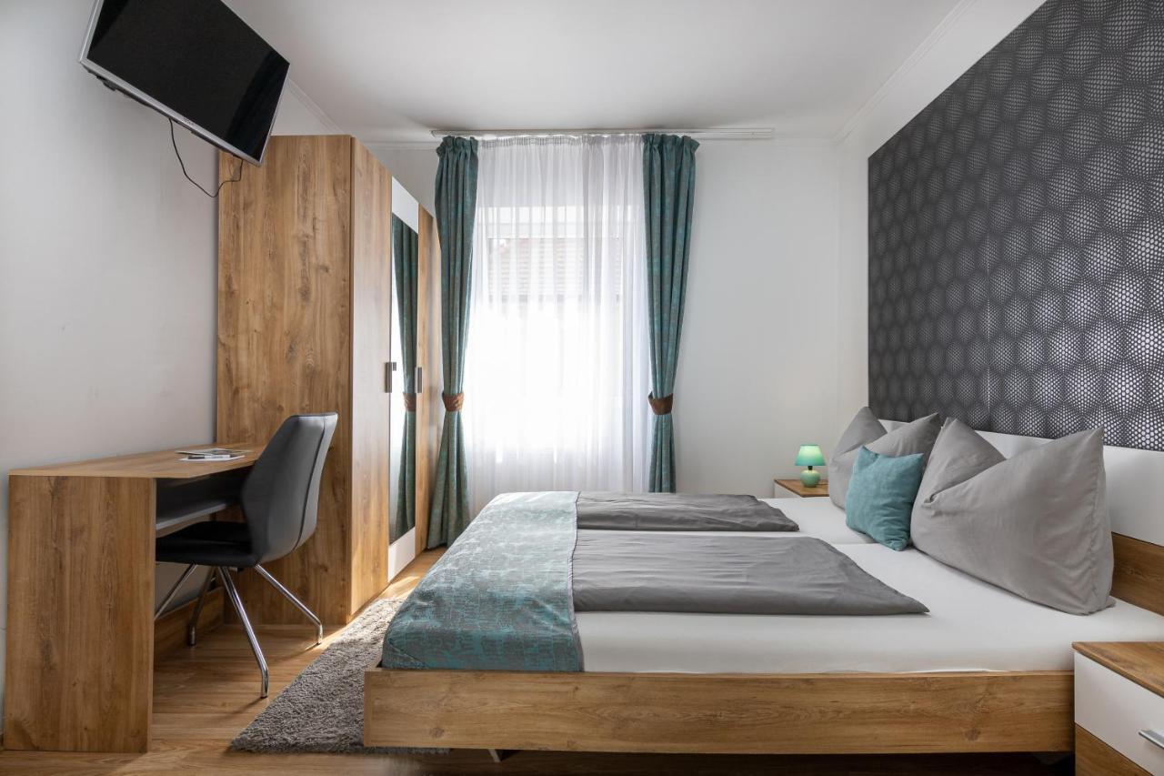 Bed and Breakfast Kőszeg Panzió Habitación foto